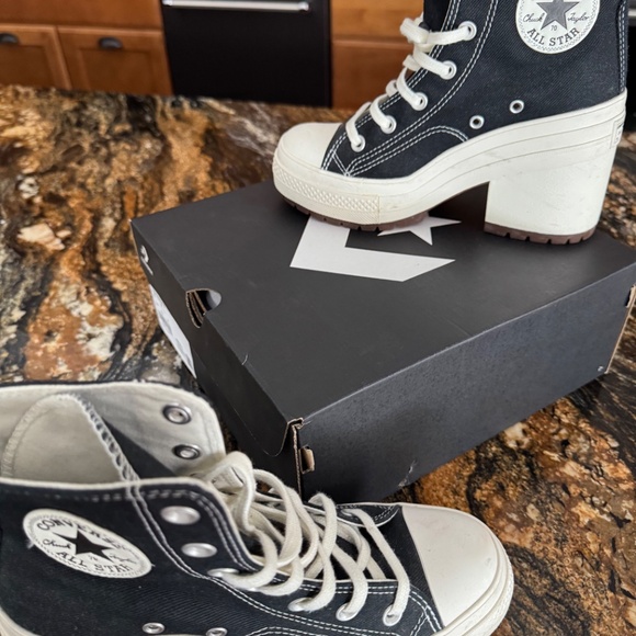Converse Chuck Taylor High Top Heels size 7 - Picture 8 of 12